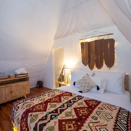 The Dewi Kintamani Luxury Glamping And Natural Hotspring Exterior photo