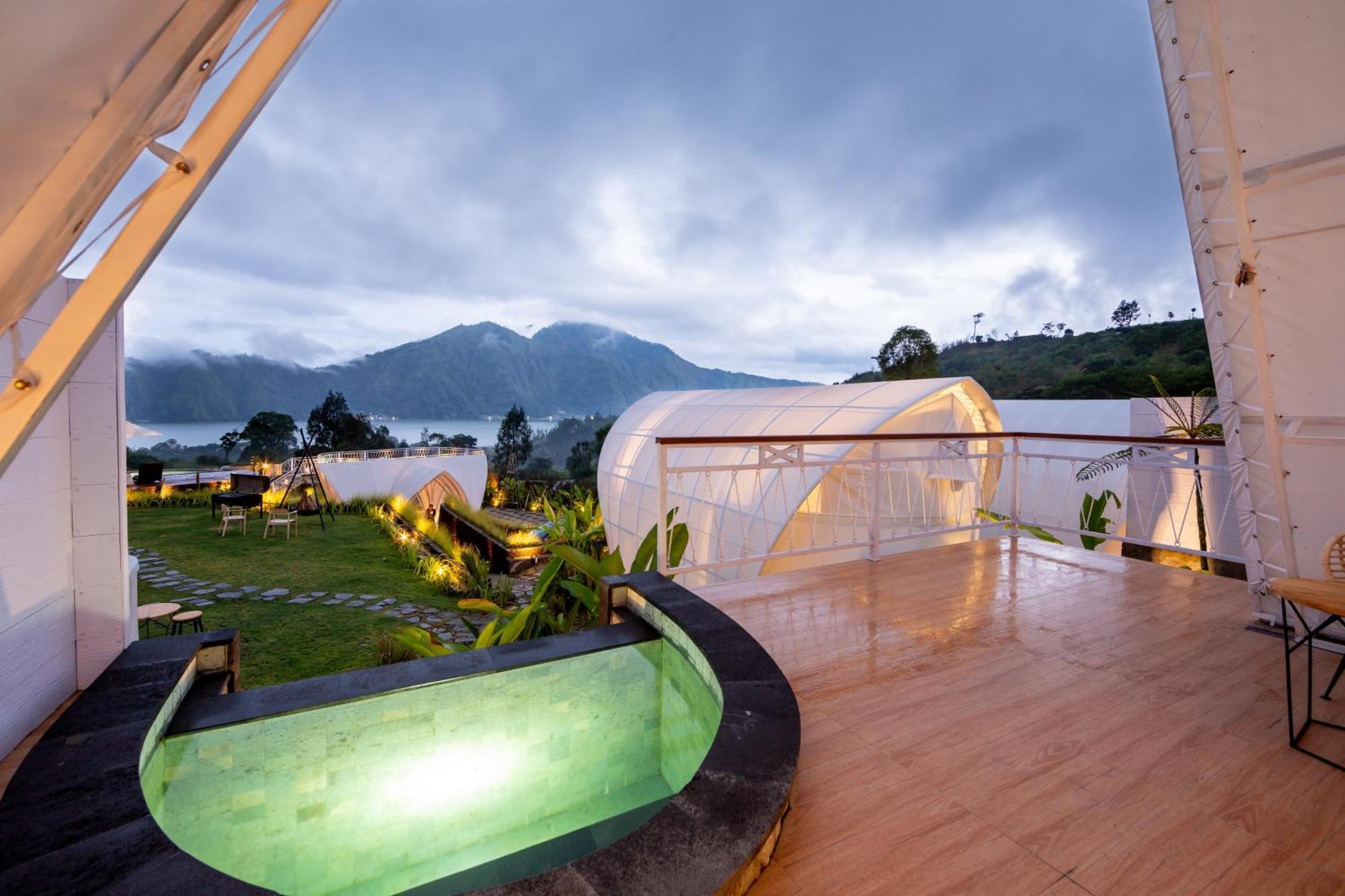 The Dewi Luxury Glamping And Natural Hotspring Tente de luxe Kintamani