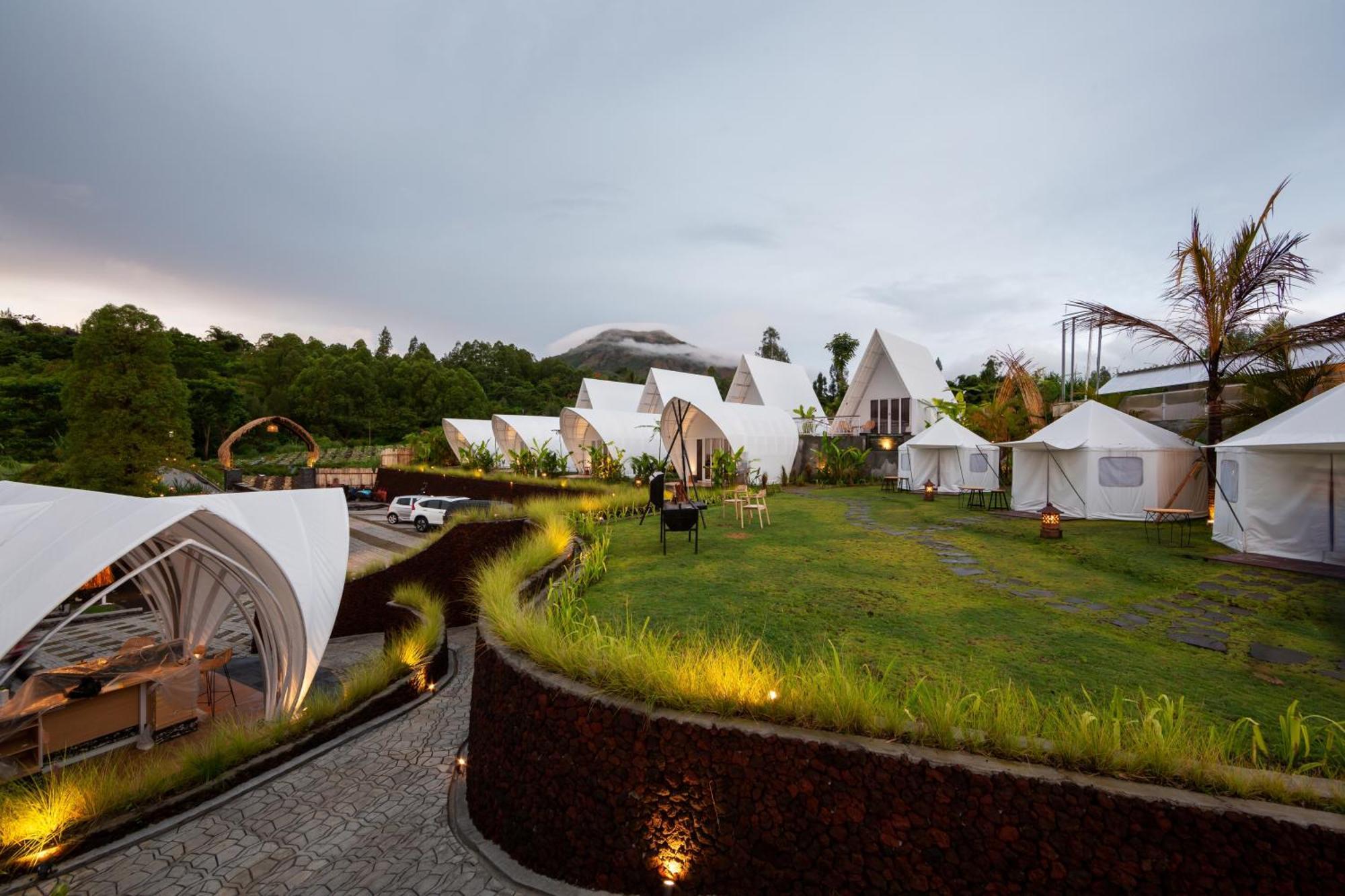 The Dewi Luxury Glamping And Natural Hotspring Tente de luxe Kintamani