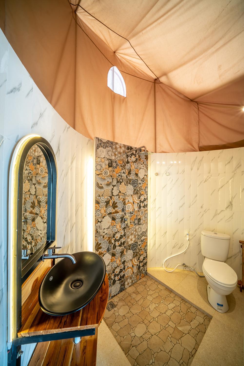 Tente de luxe The Dewi Luxury Glamping And Natural Hotspring Kintamani