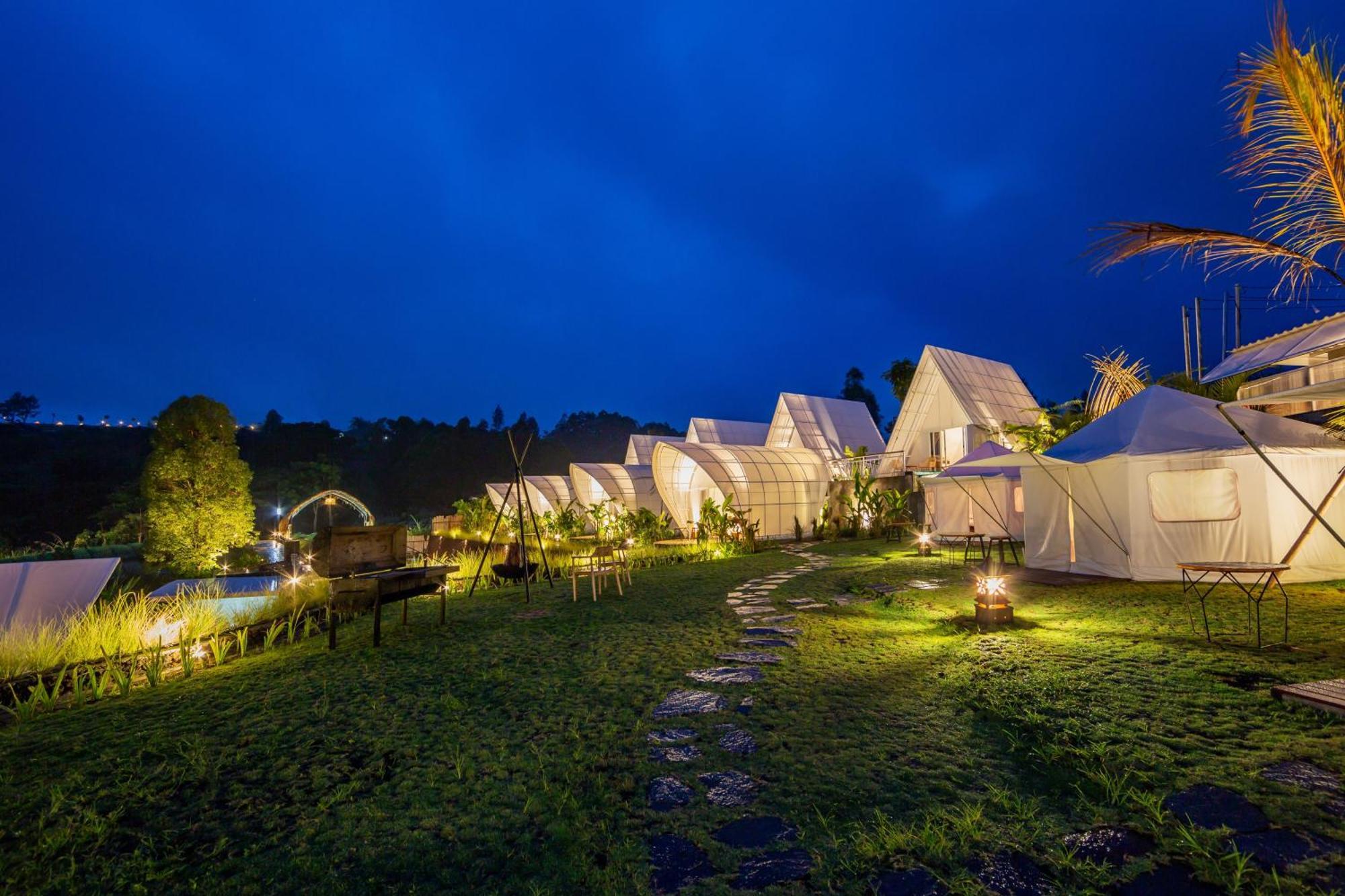 The Dewi Luxury Glamping And Natural Hotspring Luxuszelt